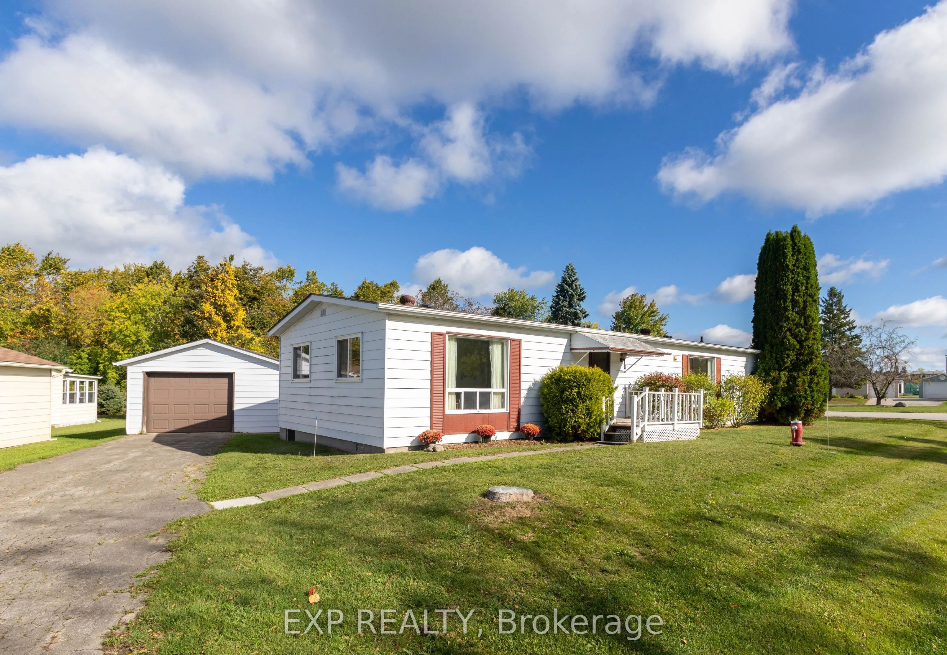 11 Geneva Court, ON L0E 1R0