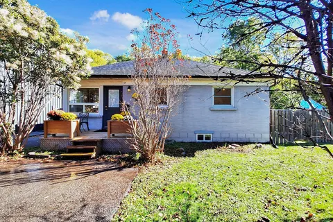 59 Machell Avenue, ON L4G 2R8