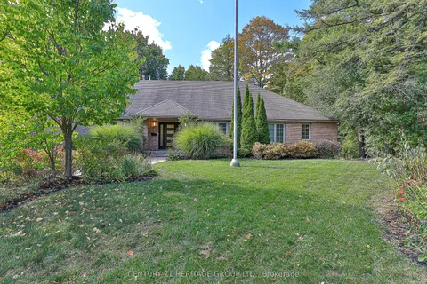 46 Pineneedle Drive, ON L4G 4Y6