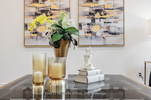 19 Eleanor Circle, ON L4C 6K6