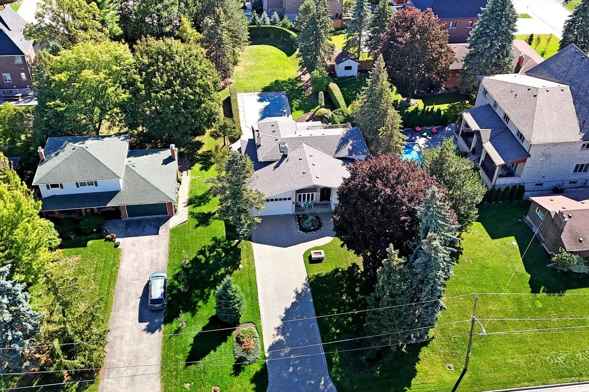 197 May Avenue, ON L4C 3S8