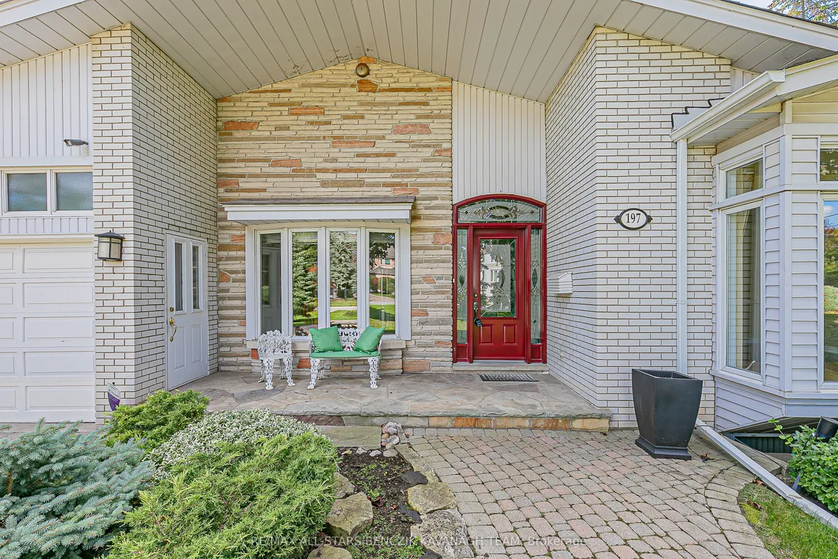 197 May Avenue, ON L4C 3S8