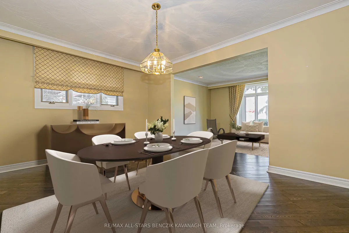 197 May Avenue, ON L4C 3S8