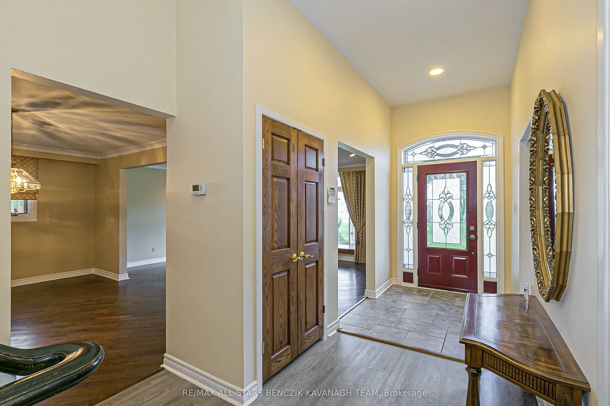 197 May Avenue, ON L4C 3S8