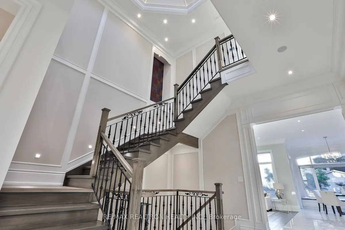 56 Sanderson Crescent, ON L4C 5L4