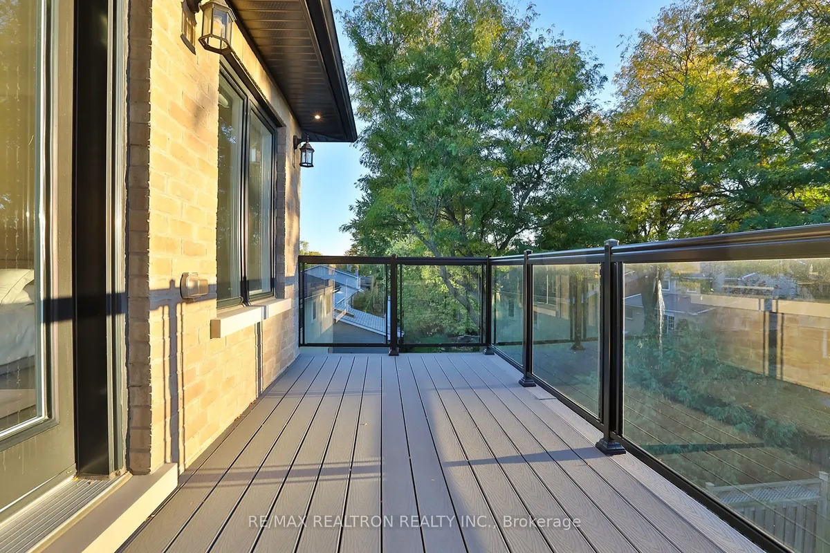 56 Sanderson Crescent, ON L4C 5L4