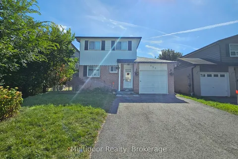 237 Thoms Crescent, ON L3Y 1C9