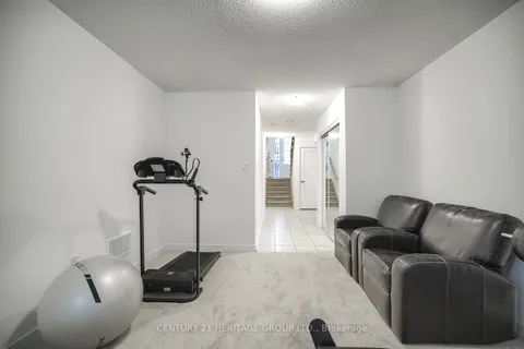 125 Lyall Stokes Circle, ON L0G 1M0