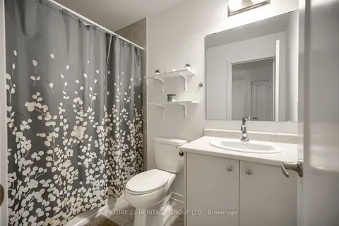 125 Lyall Stokes Circle, ON L0G 1M0