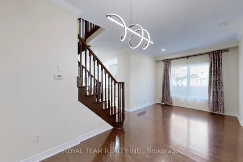 246 Lauderdale Drive, ON L6A 0N4