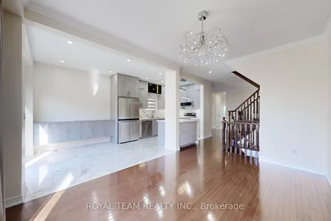 246 Lauderdale Drive, ON L6A 0N4