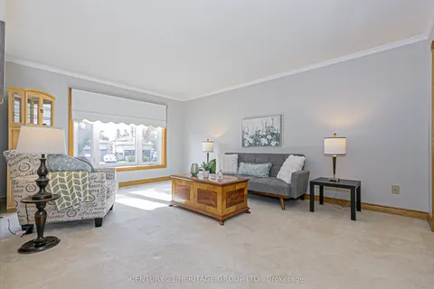 4 Beckett Avenue, ON L9N 1E6