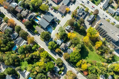 122 Gurnett Street, ON L4G 1P6