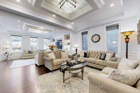 241 Degraaf Crescent, ON L4G 0X1