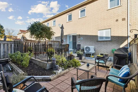 76 Timberwolf Crescent, ON L4H 2W1