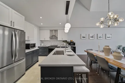 11 Howard Williams Court, ON L9P 0R2