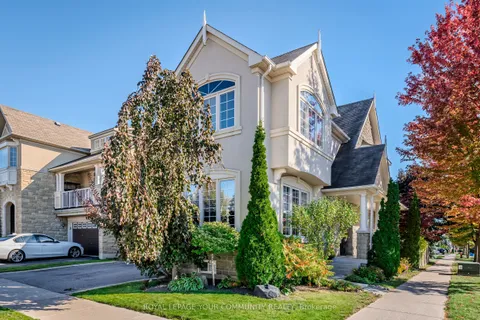 7 Sequin Drive, ON L4E 0J3