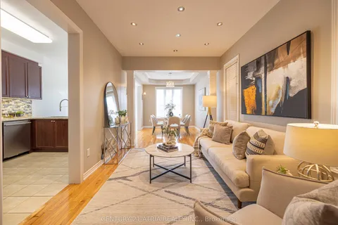 23 Staglin Court, ON L6C 0K8