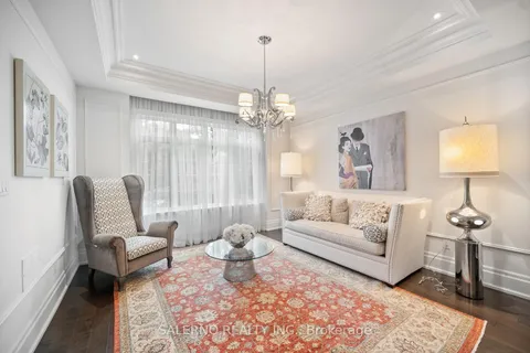 8 Thornhill Avenue, ON L4J 1J4