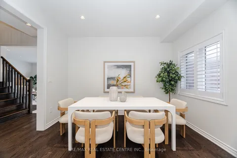 1438 McRoberts Crescent, ON L9S 0J9