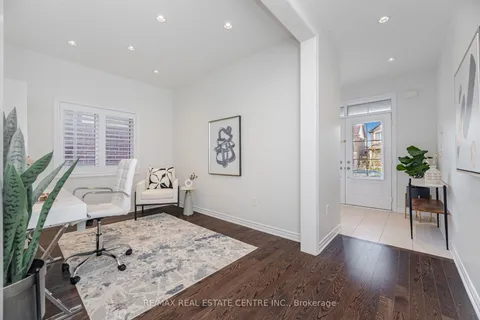 1438 McRoberts Crescent, ON L9S 0J9