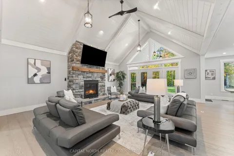 3496 Crescent Harbour Road, ON L9S 2Y8