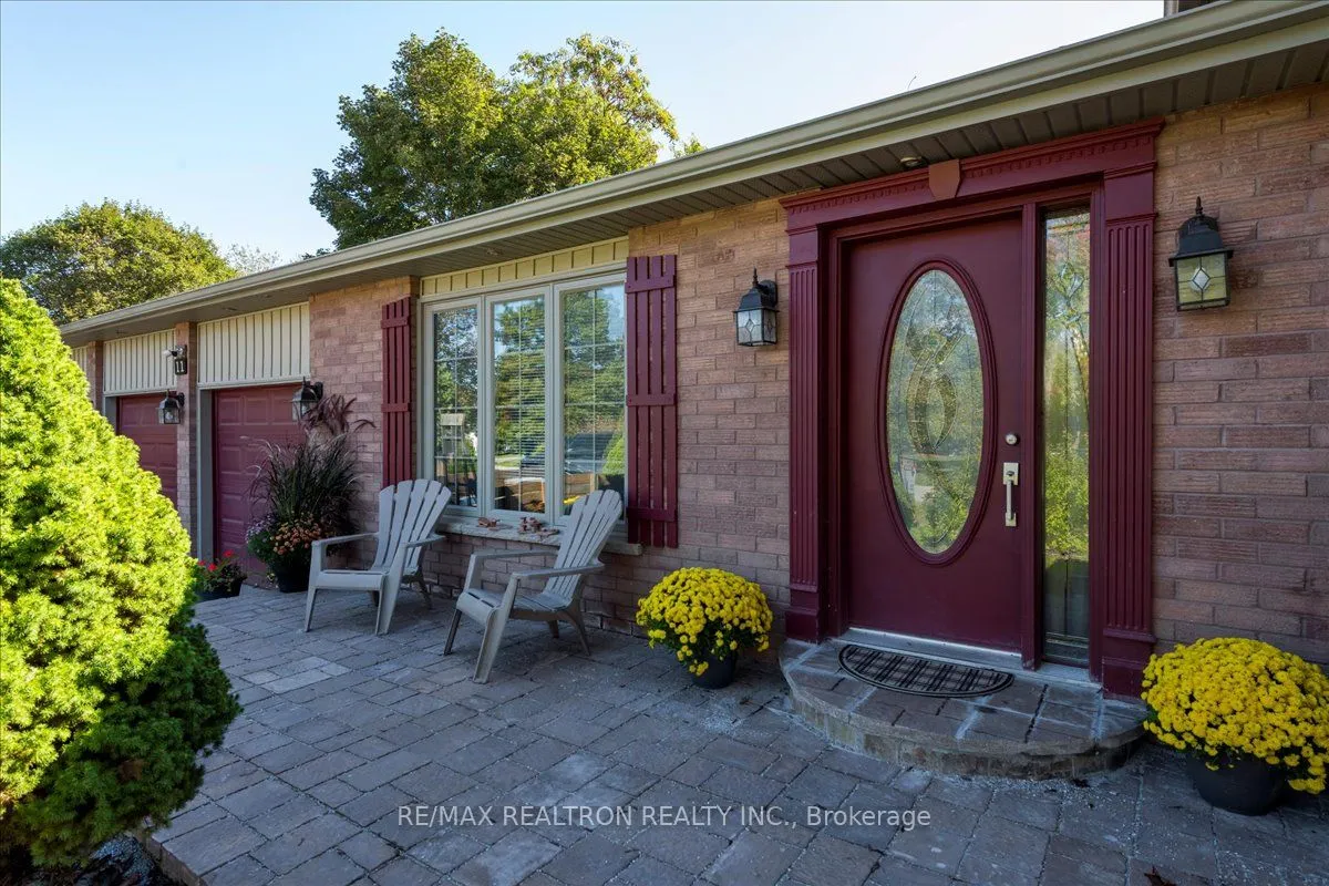 11 Burbank Circle, ON L0M 1J0