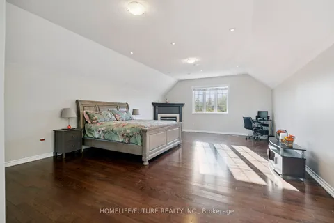 2048 Mcneil Street, ON L9S 4B7