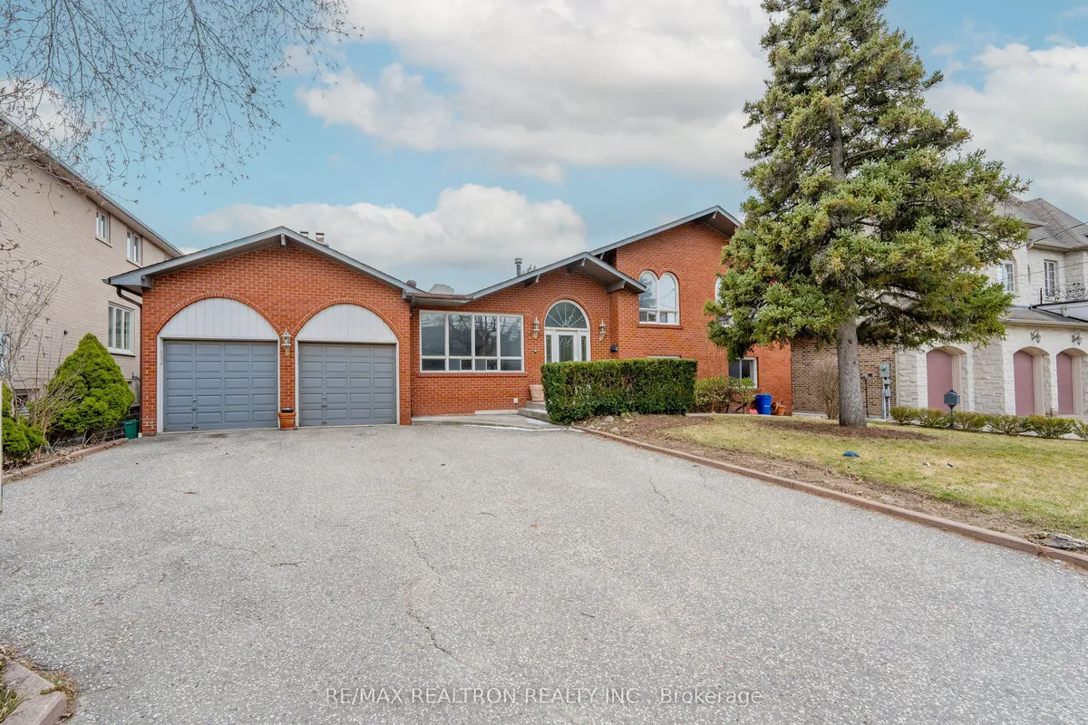209 Crestwood Road, ON L4J 1A8