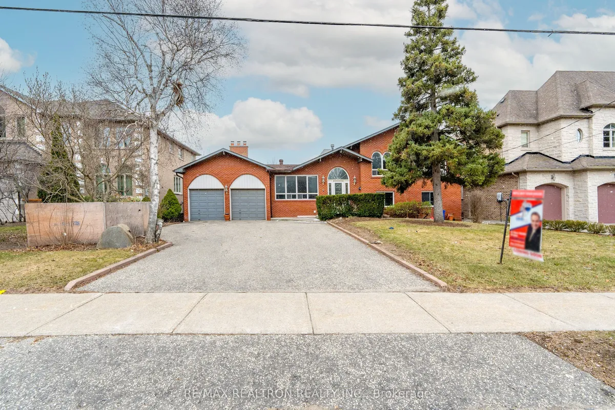 209 Crestwood Road, ON L4J 1A8