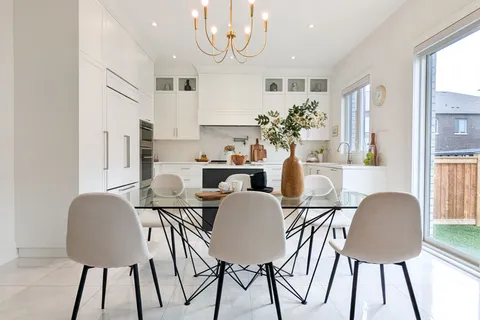 35 Longworth Avenue, ON L4E 1J2