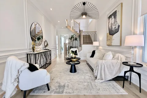 35 Longworth Avenue, ON L4E 1J2