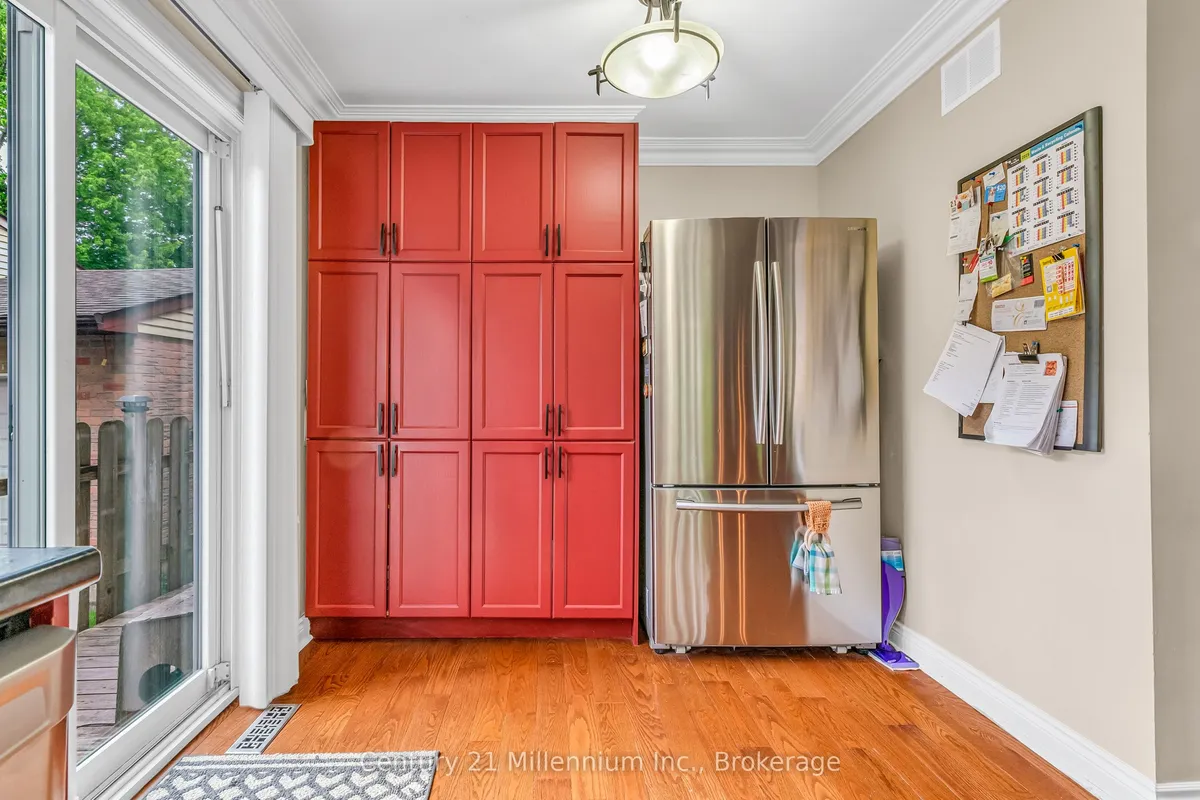 43 Stoddart Drive, ON L4G 2G2