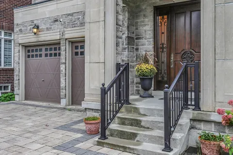 1 Conger Street, ON L6A 1S2