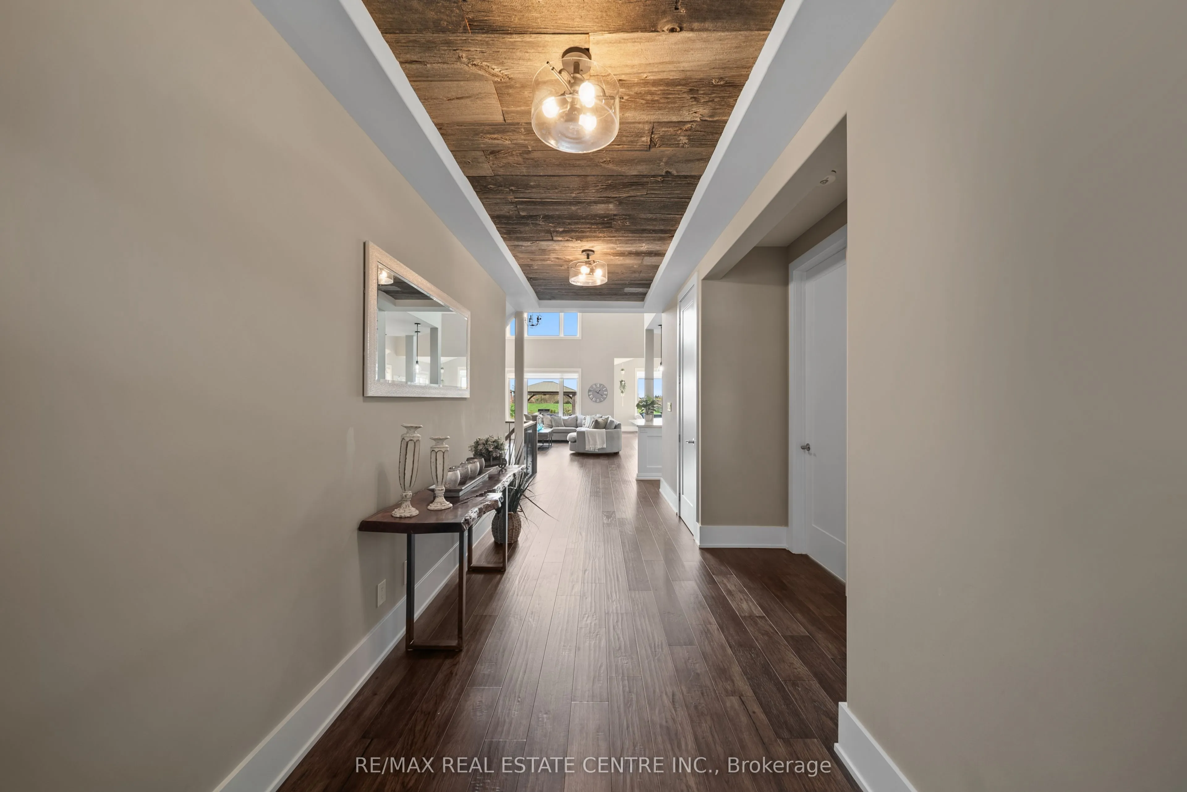 303 Sunnybrae Avenue, ON L9S 1E5