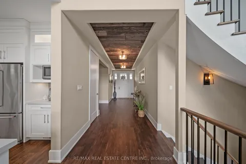 303 Sunnybrae Avenue, ON L9S 1E5