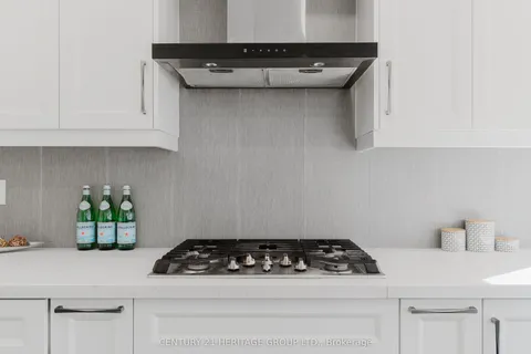 601 Mcbean Avenue, ON L3X 2L5