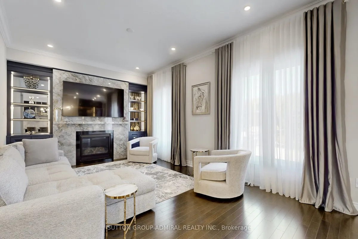 37 Cedarpoint Court, ON L6A 4P7