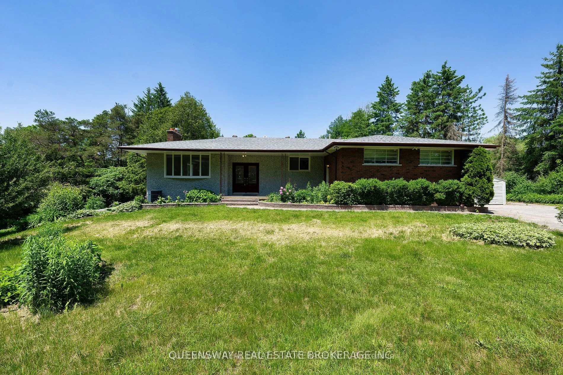 1268 15th Side Road, ON L7B 1K5