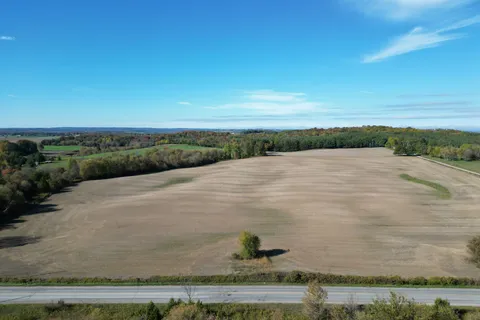 4176 Adjal-Tecum Tline Townline, ON L9R 1V4