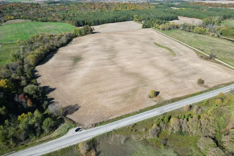 4176 Adjal-Tecum Tline Townline, ON L9R 1V4