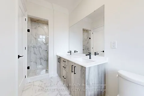 48 Third Avenue, ON L9P 1K5