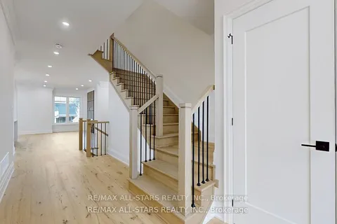 48 Third Avenue, ON L9P 1K5