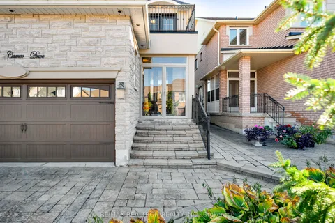 11 Cameo Drive, ON L4S 2C3