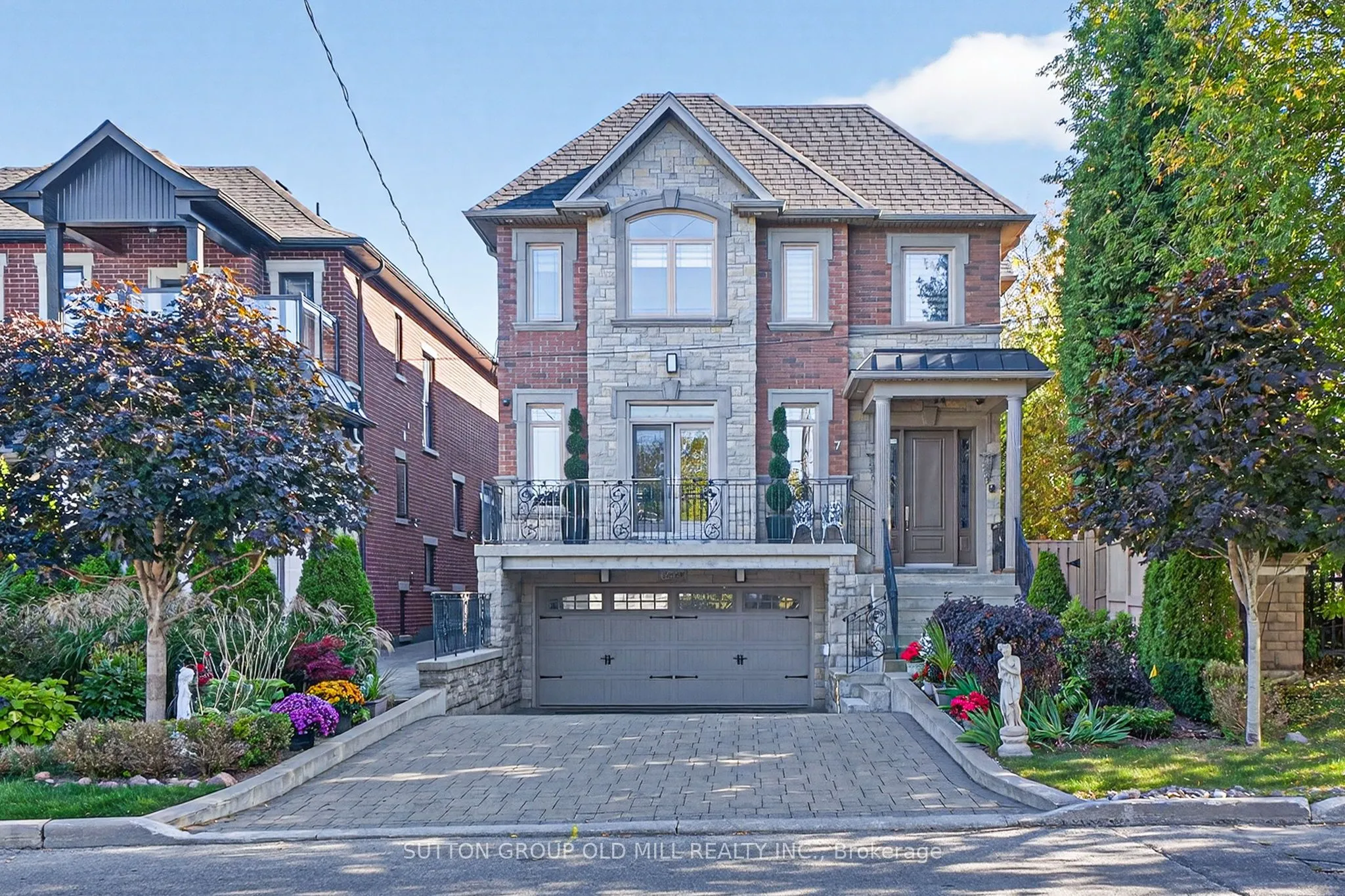 7 Cousins Drive, ON L4G 1B2