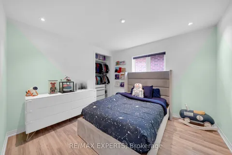 73 Donnan Drive, ON L0G 1W0