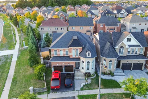 37 Condarcuri Crescent, ON L6B 0G9