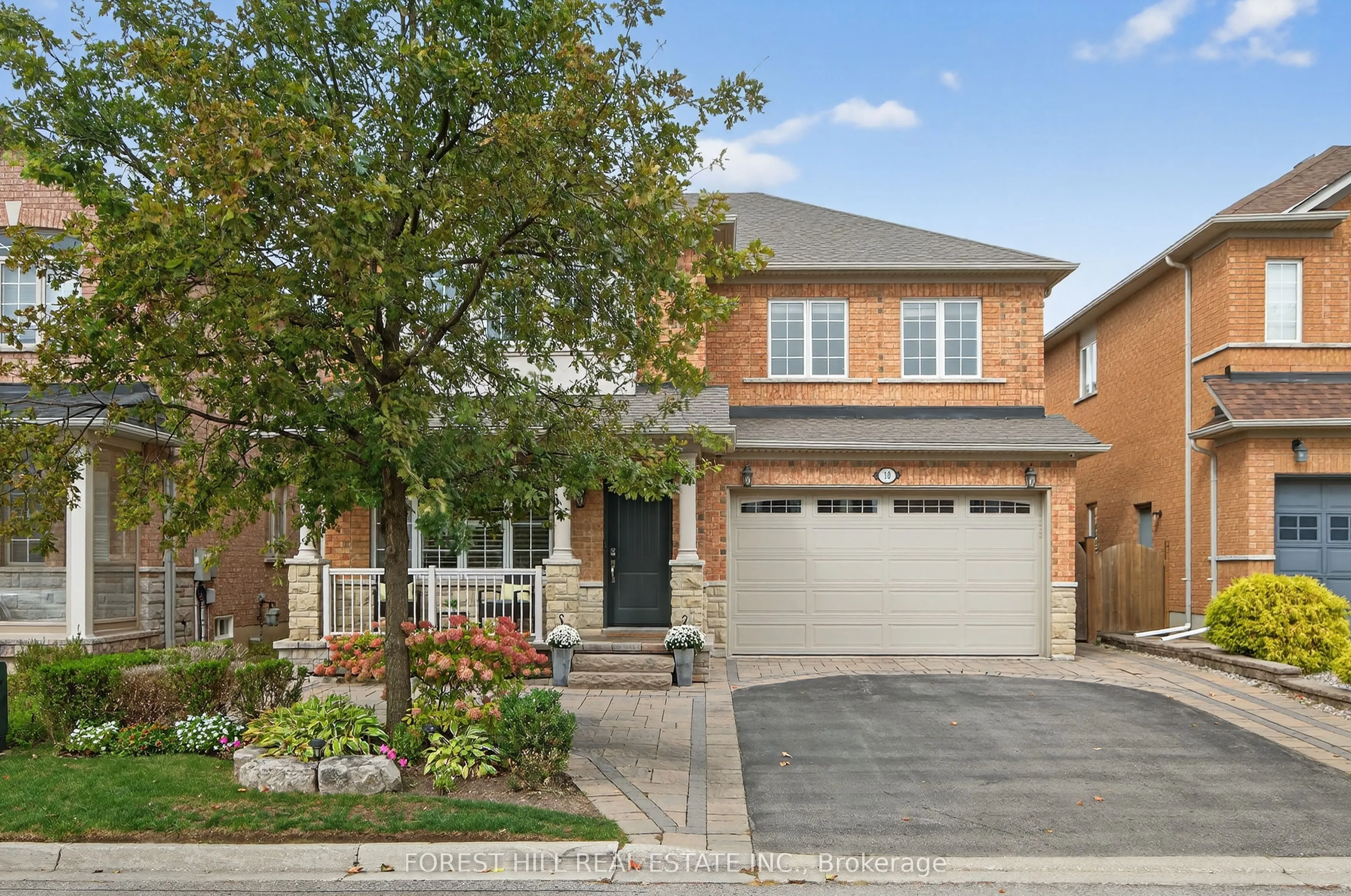 10 Mendel Crescent, ON L4J 9B6