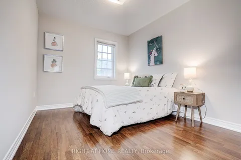 151 Silverwood Avenue, ON L4S 0C9