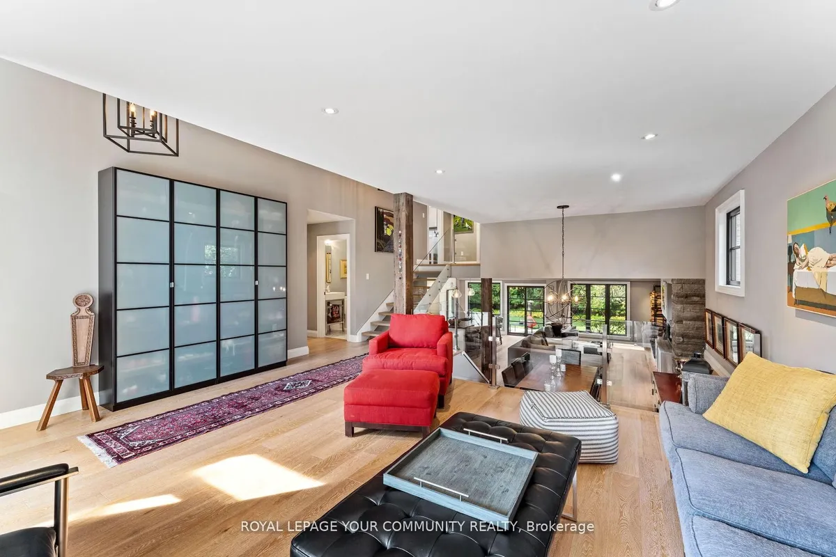 12 Glenview Drive, ON L4G 2G8